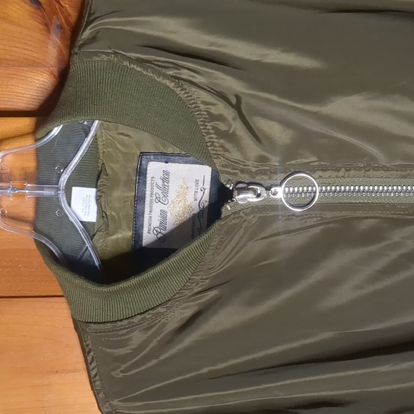 PARISIAN COLLECTION* military/moto jacket knit cuffs waist& neck multi zip sz SM - Picture 7 of 13